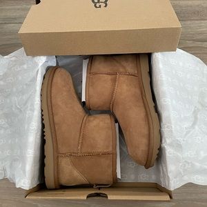 UGG Kids Mini II
